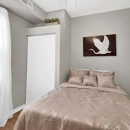 Prime Area In Philly - Large Lovely Apartment-3