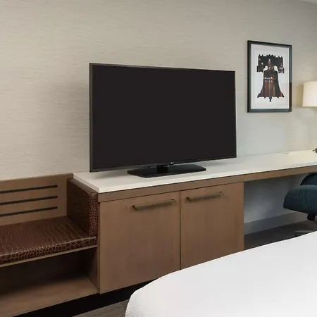 Hilton Garden Inn Philadelphia Center City-2