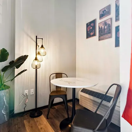 Large 3Br Apts & Studios, Gym, Game Room-3
