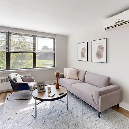 Avenue A310 Furnished 2Br With Pool And Gym-3