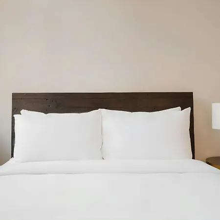 Sonder By Marriott Bonvoy The Edison Apartments Old City-3