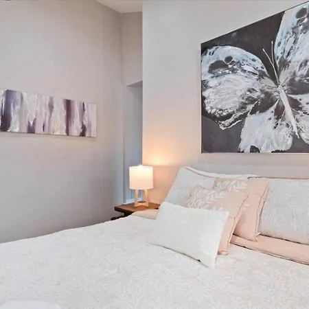 Newly Built 2 Bdrm-By Philly Center City-3