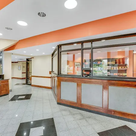Red Carpet Inn & Suites-3