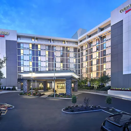Courtyard By Marriott Philadelphia City Avenue-2