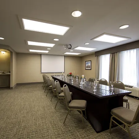 Hampton Inn By Hilton Philadelphia International Airport-3