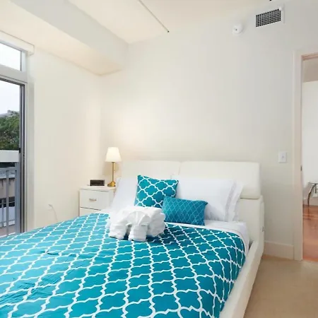 2 Bedroom 2 Bathroom Furnished Apartment Near Rittenhouse Apts-3