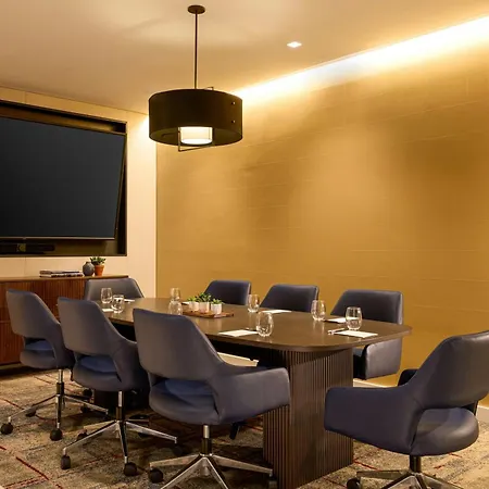 Sheraton Philadelphia University City Hotel-2