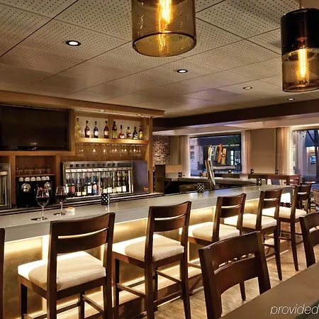 The Latham Hotel - Downtown-3