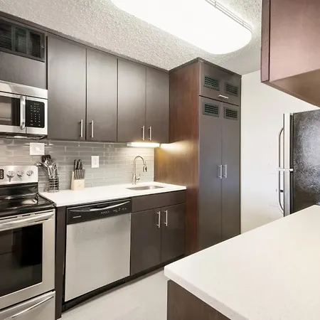 Global Luxury Suites At Locust Street-2