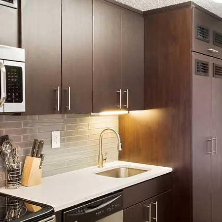 Global Luxury Suites At Locust Street-3