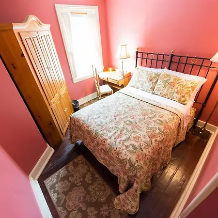 Thomas Bond House Bed And Breakfast-3