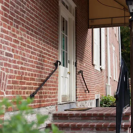 Thomas Bond House Bed And Breakfast-2