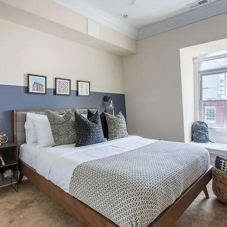 Central 2Br Apt Near Independence Hall By Domio!-2