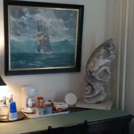 Burbridge Street B&B-2