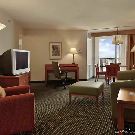 Embassy Suites Philadelphia - Center City-3
