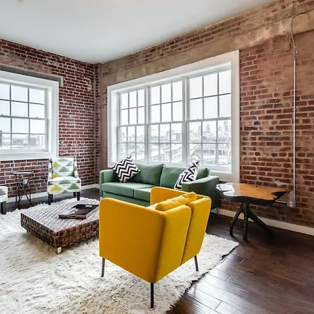 Gorgeous Penthouse 3 Bedroom Apt-3